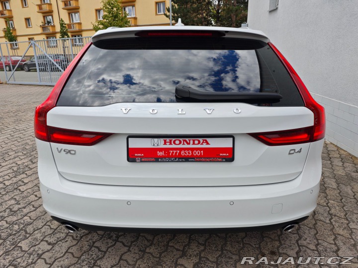 Volvo V90 2.0 D4 FWD Momentum 140kW 2019