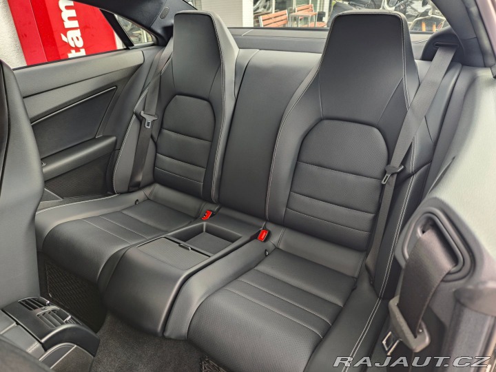 Mercedes-Benz E E 350CDi Coupe Elegance A 2011