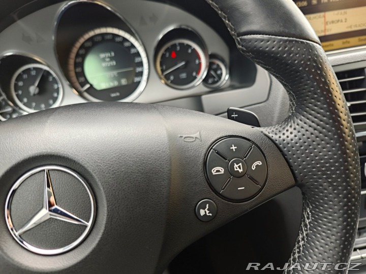 Mercedes-Benz E E 350CDi Coupe Elegance A 2011