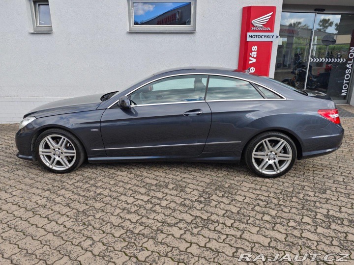 Mercedes-Benz E E 350CDi Coupe Elegance A 2011
