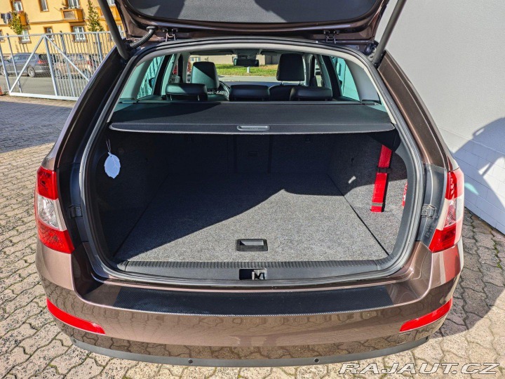 Škoda Octavia 1.4 TSi Elegance NAVI DSG 2014