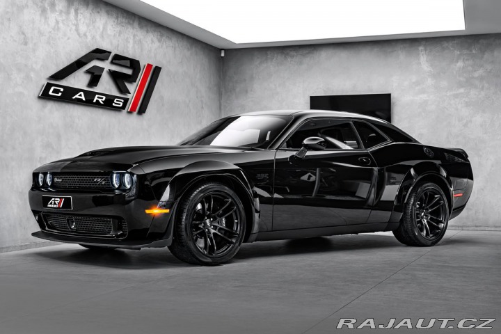 Dodge Challenger 6,4 R/T 492PS 1800