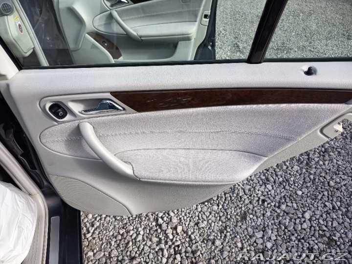 Mercedes-Benz C 180 Elegance 2006