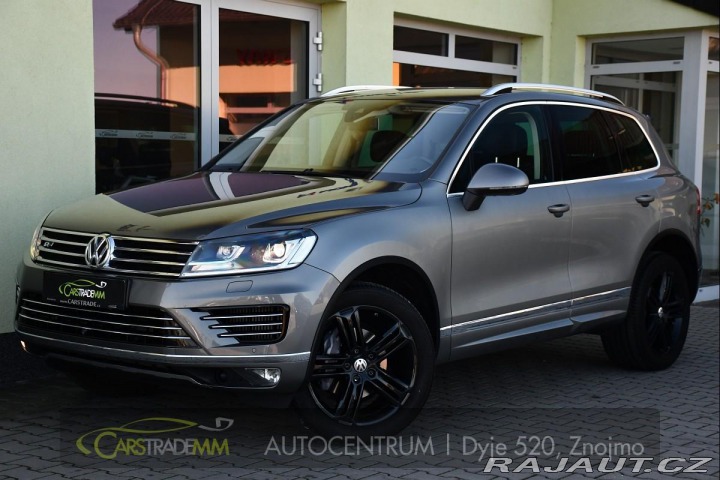 Volkswagen Touareg 3.0TDi V6 R-LINE 4M ACC T 2015