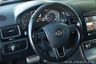 Volkswagen Touareg 3.0TDi V6 R-LINE 4M ACC T 2015