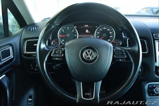 Volkswagen Touareg 3.0TDi V6 R-LINE 4M ACC T 2015