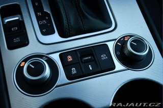 Volkswagen Touareg 3.0TDi V6 R-LINE 4M ACC T 2015