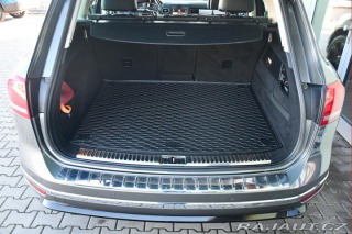 Volkswagen Touareg 3.0TDi V6 R-LINE 4M ACC T 2015