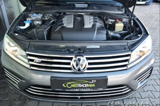 Volkswagen Touareg 3.0TDi V6 R-LINE 4M ACC T 2015