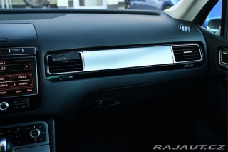 Volkswagen Touareg 3.0TDi V6 R-LINE 4M ACC T 2015