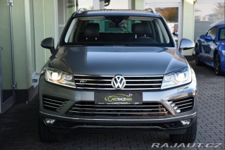 Volkswagen Touareg 3.0TDi V6 R-LINE 4M ACC T 2015