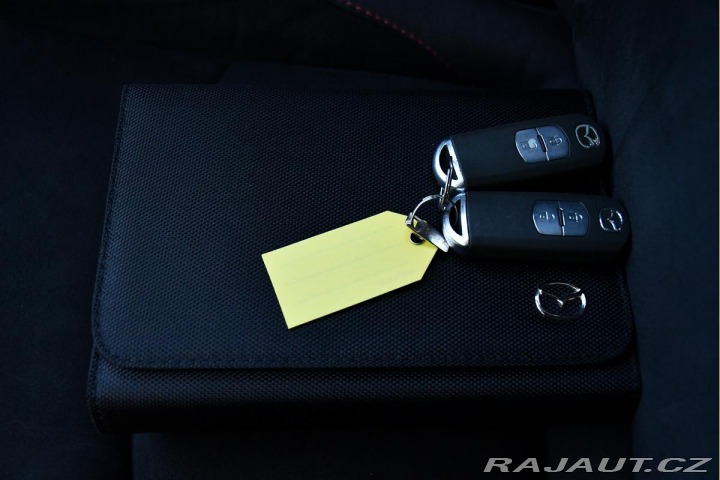 Mazda 3 TAKUMI 2.0i G120 TAŽNÉ 2x 2016