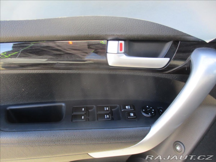 Kia Sorento 2,2 CRDi 145kw Elegance, 2009