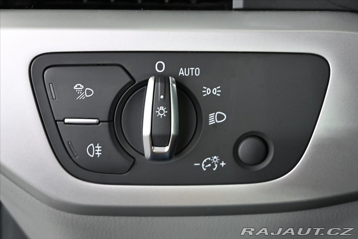 Audi A4 2,0 TDI 110 kW NAVIGACE Z 2018