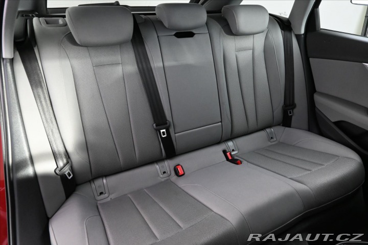 Audi A4 2,0 TDI 110 kW NAVIGACE Z 2018