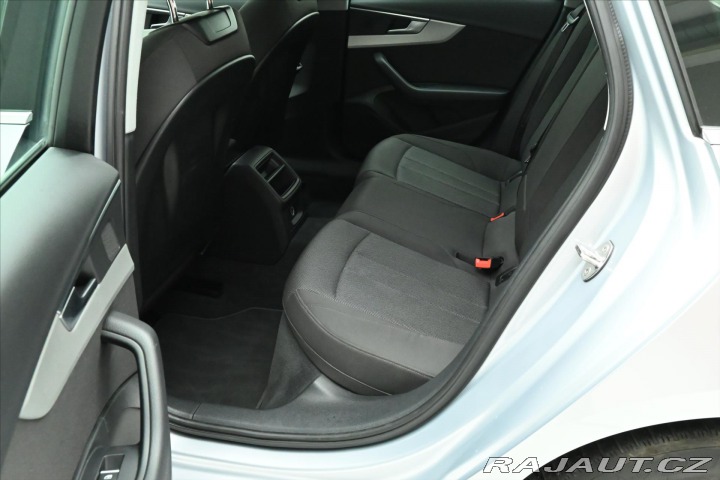 Audi A4 2,0 TDI 120 kW S Tronic A 2022