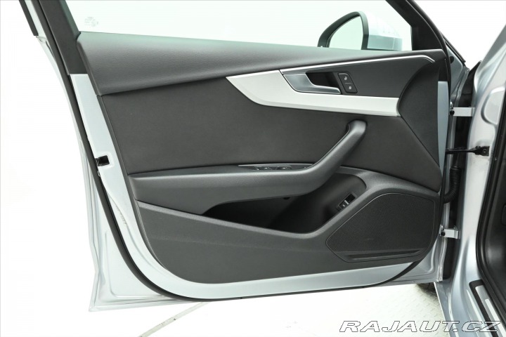 Audi A4 2,0 TDI 120kW S-Tronic At 2022