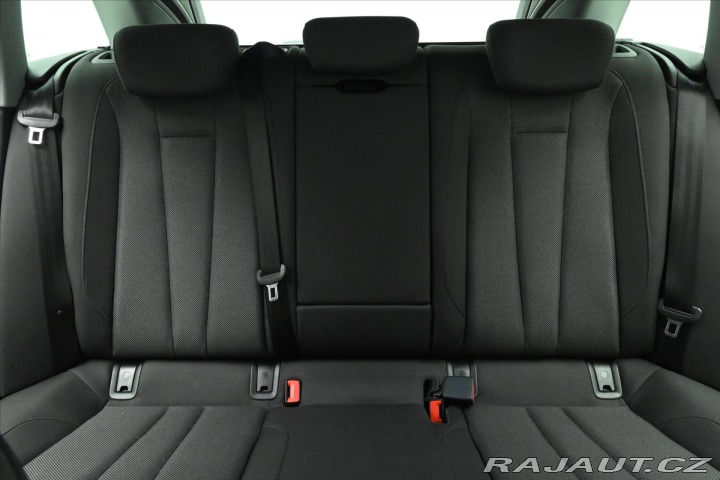 Audi A4 2,0 TDI 120 kW S Tronic A 2022