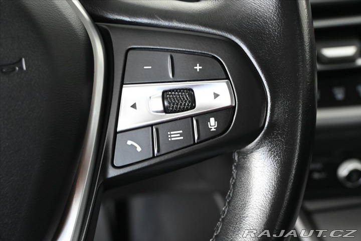 BMW 3 320d 140 kW STEPTRONIC Zá 2020