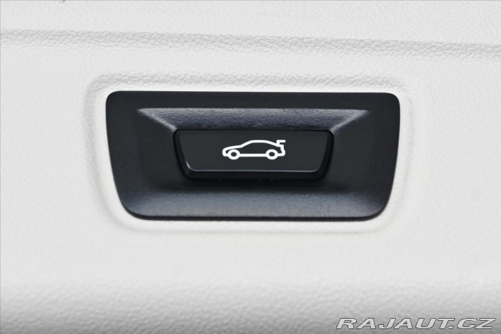 BMW 3 320d 140 kW STEPTRONIC Zá 2020