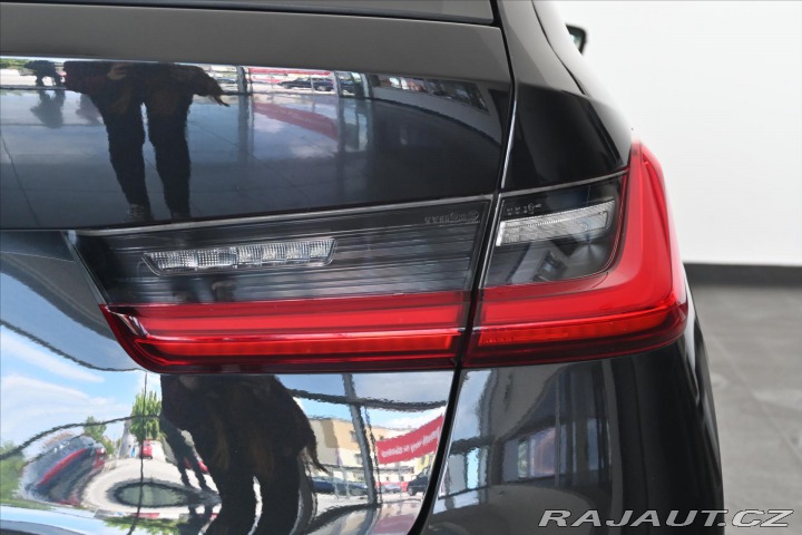 BMW 3 320d 140 kW STEPTRONIC Zá 2020