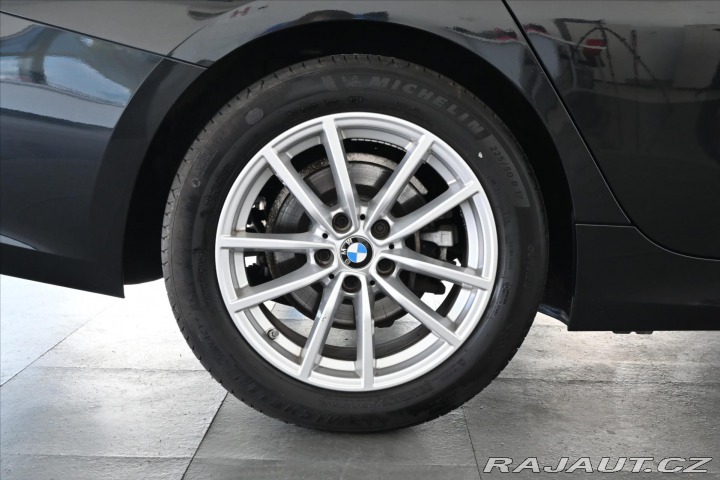 BMW 3 320d 140 kW STEPTRONIC Zá 2020