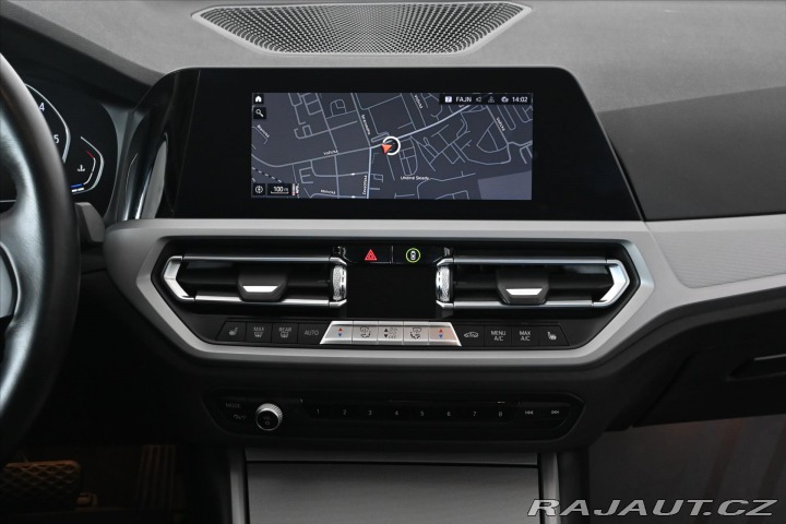 BMW 3 320d 140kW STEPTRONIC Zár 2020