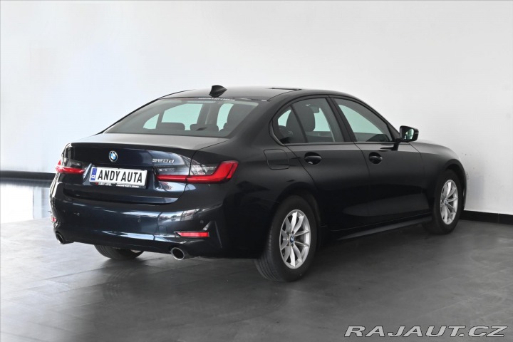 BMW 3 320d 140kW STEPTRONIC Zár 2020