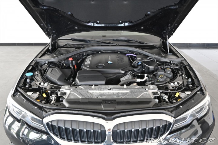 BMW 3 320d 140kW STEPTRONIC Zár 2020