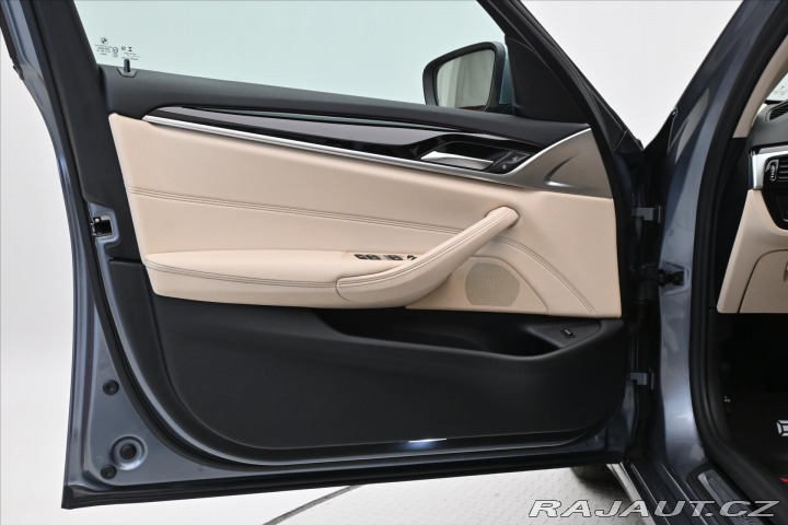 BMW 5 3,0 530d 210kW X-Drive AT 2021