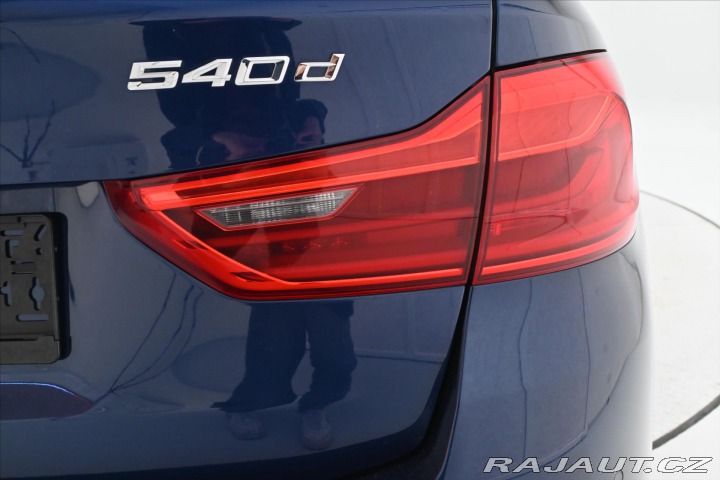 BMW 5 3,0 540d 235kW X-Drive AT 2020