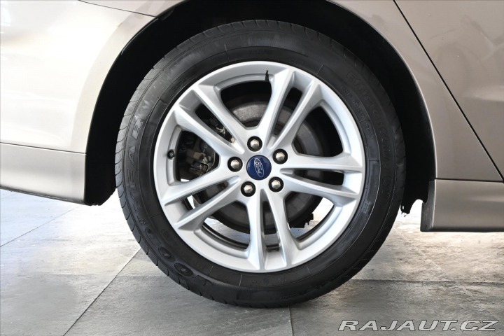 Ford Mondeo 2,0 EcoBlue 110 kW AT8 Zá 2019