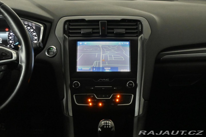Ford Mondeo 2,0 EcoBlue 110 kW Titani 2021