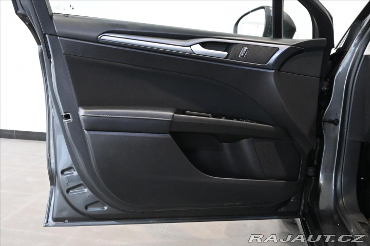 Ford Mondeo 2,0 EcoBlue 110 kW AT8 Ti 2021