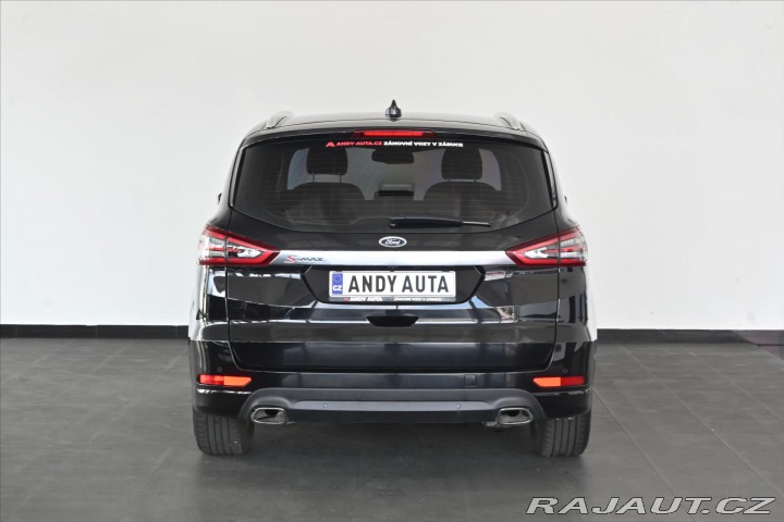 Ford S-MAX 2,0 EcoBlue 140kW AT/8 Ti 2022
