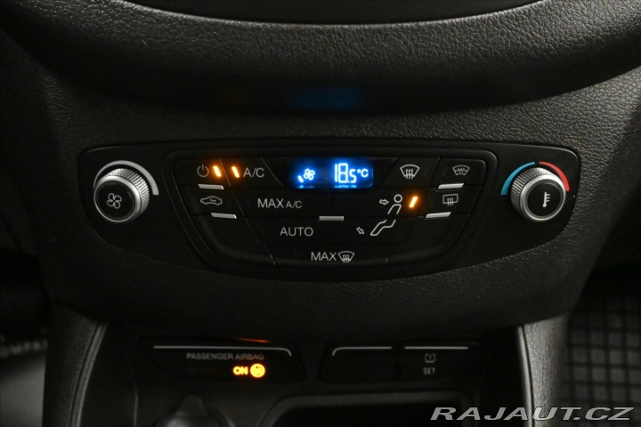 Ford Tourneo Courier 1,0 EcoBoost 74kW KLIMA T 2015