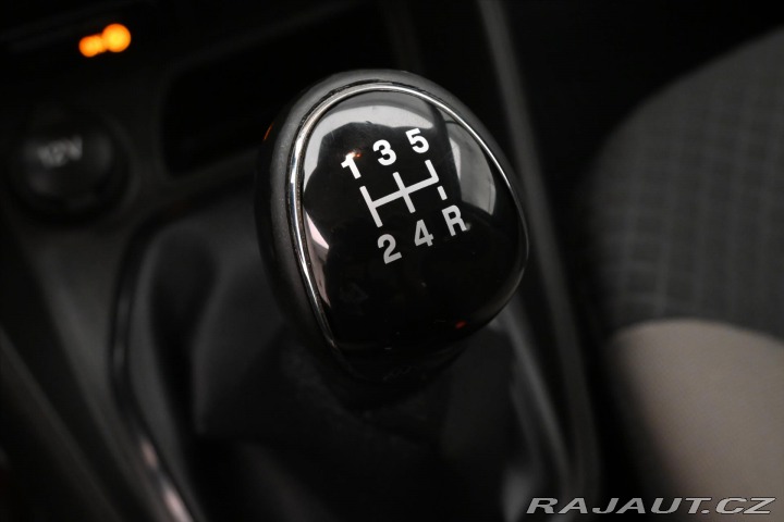 Ford Tourneo Courier 1,0 EcoBoost 74kW KLIMA T 2015