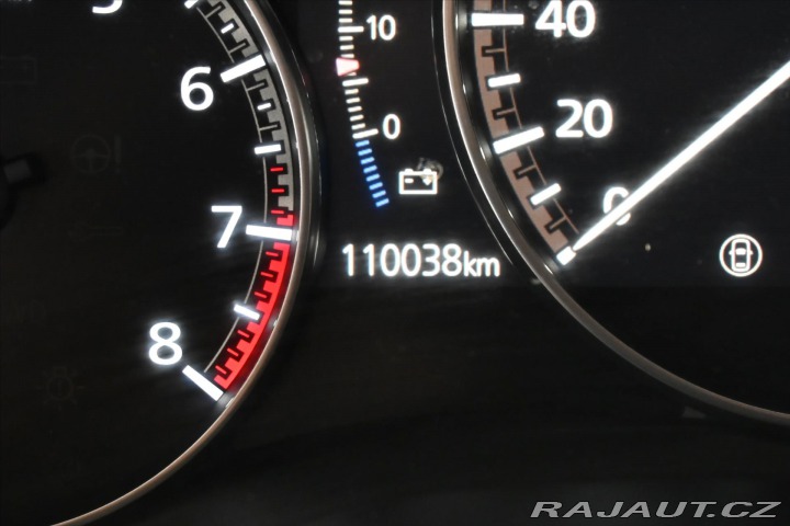 Mazda CX-30 2,0 Skyactiv-X 132 kW Lux 2020