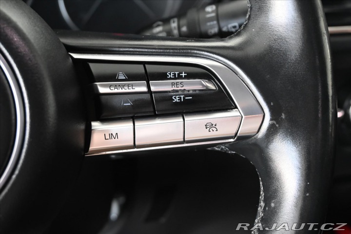 Mazda CX-30 2,0 Skyactiv-X 132kW *Lux 2020