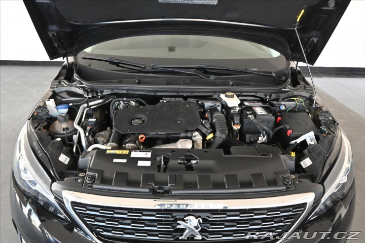 Peugeot 308 1,5 SW BlueHdi 96kW ALLUR 2020