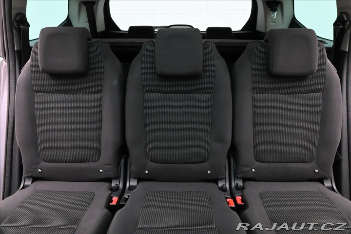 Peugeot 5008 1,6 HDi 84 kW 7/míst PANO 2014