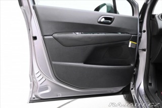 Peugeot 5008 1,6 HDi 84 kW 7/míst PANO 2014