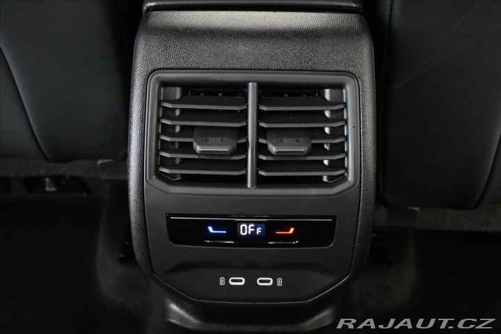 Seat Leon 2,0 TDI 110kW FR DSG Záru 2022