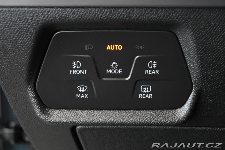 Seat Leon 2,0 FR TDI 110 kW DSG Zár 2022