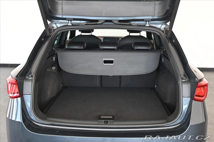 Seat Leon 2,0 FR TDI 110 kW DSG Zár 2022