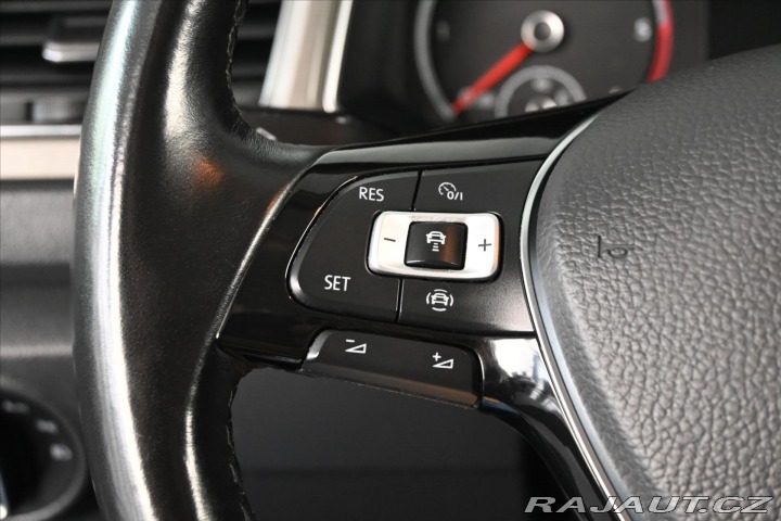 Volkswagen T-Roc 2,0 TDI 110 kW DSG NAVI Z 2020