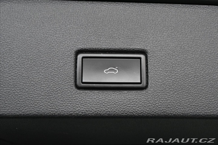 Volkswagen T-Roc 2,0 TDI 110 kW DSG NAVI Z 2020