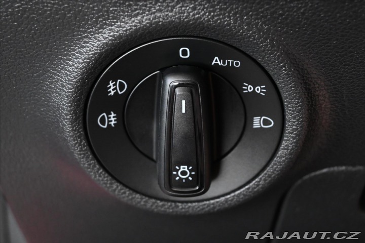 Škoda Karoq 1,0 TSi 81kW Ambiente Zár 2021