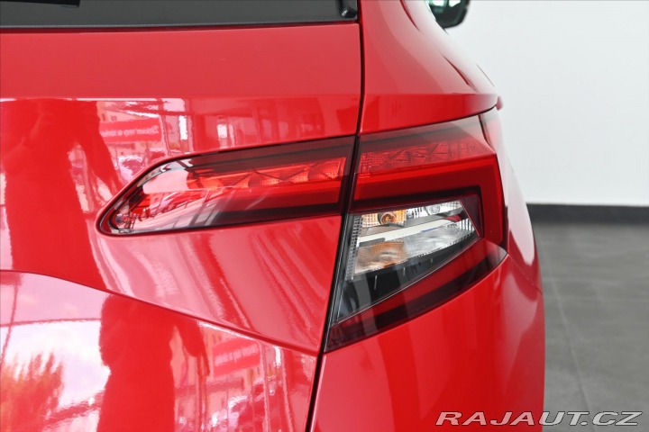 Škoda Karoq 1,0 TSi 81kW Ambiente Zár 2021