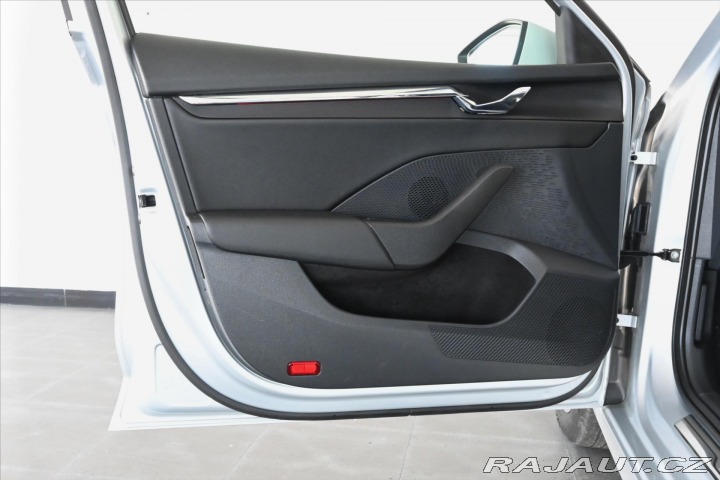 Škoda Octavia 2,0 TDi 110kW DSG *Style* 2023